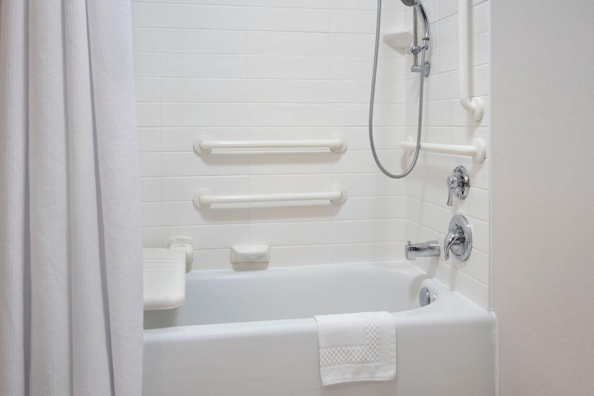 Fairfield Inn & Suites By Marriott Watertown Thousand Islands Eksteriør billede